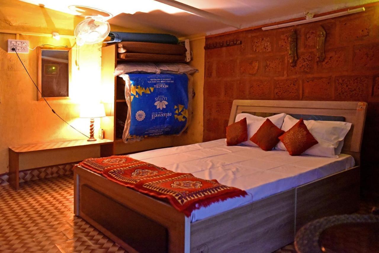 Turtle Beach House Vengurla Экстерьер фото